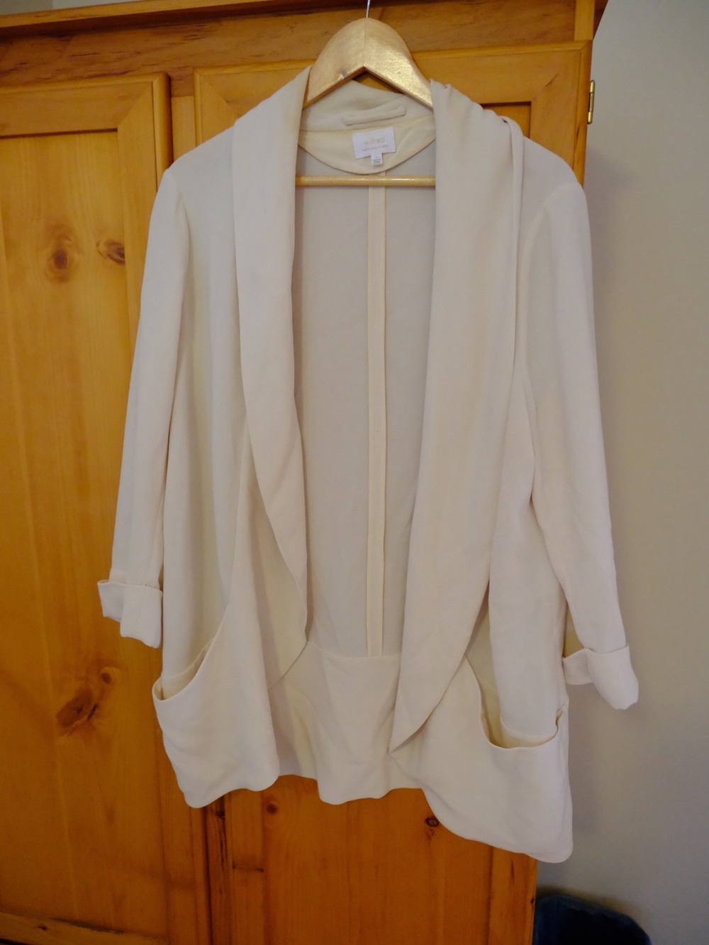 Aritzia Wilfred Cream Chevalier Blazer